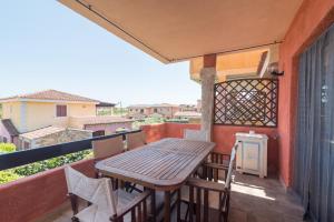 A balcony or terrace at Villetta - Aliterno V5