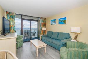 Zona d'estar a Oversized 6BR Multi-Unit Suite-Oceanfront Compass Cove 1216 and 1217