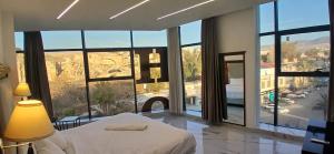 Jerash Hotel客房内的一张或多张床位