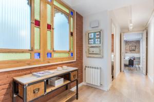 Fotografie z fotogalerie ubytování Fuster Apartments by Aspasios v destinaci Barcelona