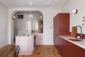 Köök või kööginurk majutusasutuses Grand Lotus Suite 96 m2, parveke, parkkipaikka