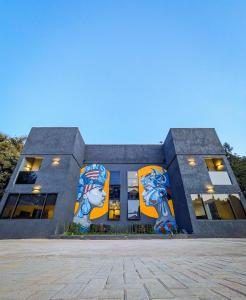 Fotografie z fotogalerie ubytování Yellow Door Hotels v destinaci Abudža