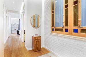 Fotografie z fotogalerie ubytování Fuster Apartments by Aspasios v destinaci Barcelona