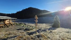Příroda nedaleko prázdninového domu + 2 fotografie