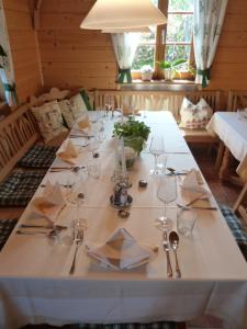 Restaurace v ubytování Weingut- Gästezimmer Marko + 37 fotografií