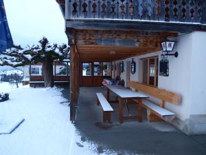 Gasthof Engelberg om vinteren