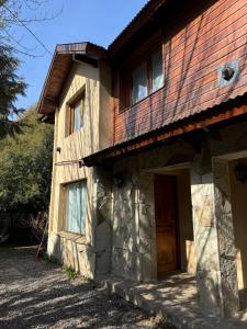 Το κτήριο όπου στεγάζεται  το διαμέρισμα