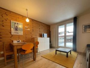 Posezení v ubytování Appartement avec terrasse