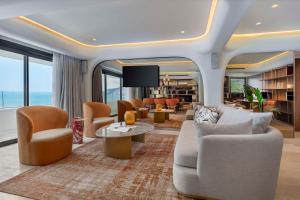 Posedenie v ubytovaní Isla Brown Corinthia Resort & Spa, Curio Collection by Hilton