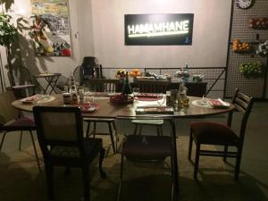 Restoran atau tempat lain untuk makan di Hammamhane