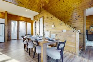 Galeriebild der Unterkunft Lakeside Serenity in Dandridge