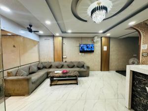 Posezení v ubytování HOTEL S R PLAZAa