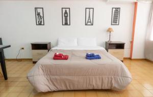 Postel nebo postele na pokoji v ubytování Departamento Bv Chacabuco by INMOVE Temporarios