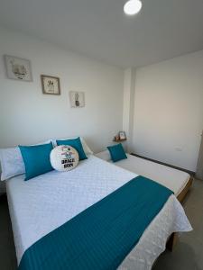 Postel nebo postele na pokoji v ubytování 203 Apartamento Frente al Mar + 7 fotografií