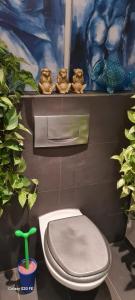 Ένα μπάνιο στο Studio 154 +15 φωτογραφίες