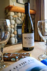 キャンモアにあるAlpine at The Lodges of Canmoreのギャラリーの写真