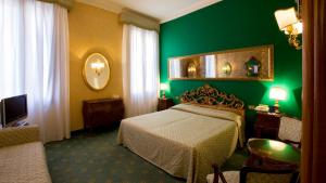 Gallery image of Hotel Amadeus in Venice