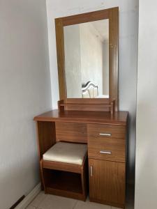 Gambar di galeri bagi Srivara condo Rachada di Ban Na Song +1 gambar