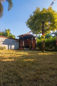 Giardino di Hotel Ananda Inn