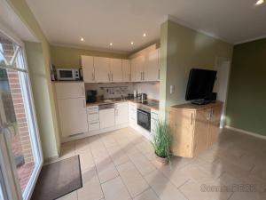 Η κουζίνα ή μικρή κουζίνα στο Das-SonnenDECK