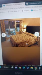 a picture of a bedroom with a bed at torre imperial bs as in Buenos Aires