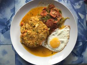 Jídlo v hotelu nebo okolí