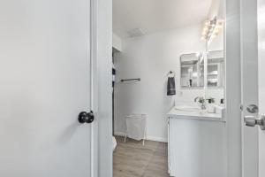 Koupelna v ubytování 1bed Apartmentwifisleeps6wdpool + 5 fotografií