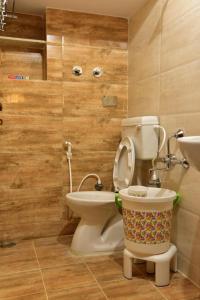 Koupelna v ubytování Elegant Serviced Apartment + 9 fotografií