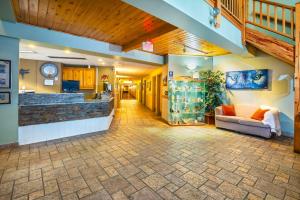 Posezení v ubytování Cedar Meadows Resort & Spa, an Ascend Collection Resort