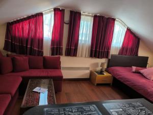 Gallery image of Апартамент-студио Б4-4-1 Божурленд in Bansko