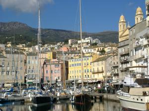Photo de la galerie de l'établissement Holiday Home in Poggio-Mezzana near the beach, à Santa-Lucia-di-Moriani