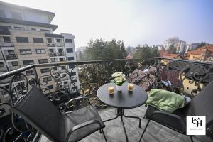 Un balcón o terraza en Luxury hills Zlatibor Spa&Wellness