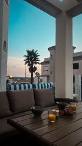 En balkon eller terrasse på La Citadelle