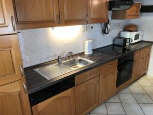 Kuchyň nebo kuchyňský kout v ubytování IFAM - Ihr Ferienhaus am Main
