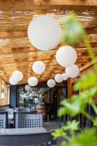 Restauracja lub miejsce do jedzenia w obiekcie Palladium de Champéry