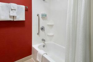 Vannituba majutusasutuses Courtyard by Marriott Mt. Laurel