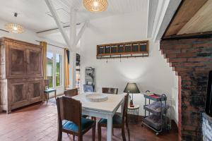 Φωτογραφία από το άλμπουμ του D&D, La maison des écureuils σε Lesperon