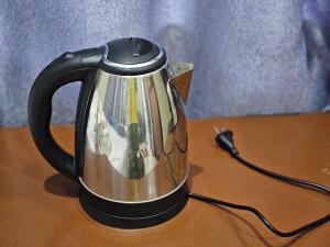 Kemudahan buat kopi dan teh di RAX Apartment3