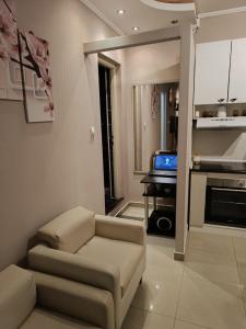 Una cocina o zona de cocina en Apartman Lara
