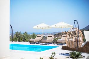 Πισίνα στο ή κοντά στο Escape In View Villa Rhodes