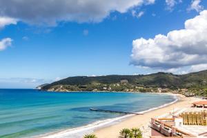 Příroda nedaleko vily + 52 fotografií