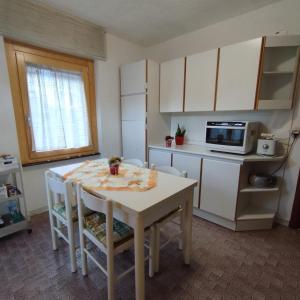 Kuchyň nebo kuchyňský kout v ubytování residenza " Il Gufetto"