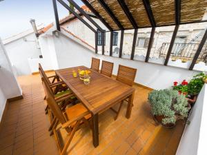 Balkón alebo terasa v ubytovaní Shisha Stone House + 23 fotografií