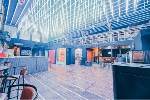 Restaurace v ubytování FabHotel Prime Middleton - Nr Niladri Vihar Square + 30 fotografií