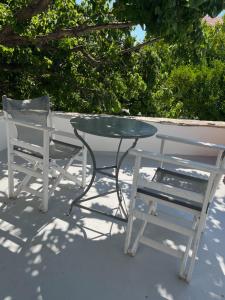 Balkón alebo terasa v ubytovaní Garden Village House in Pythagorio-Hora, Samos Island