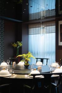 Restoran ili drugo mesto za obedovanje u objektu Chengdu Guiyuan Hotel