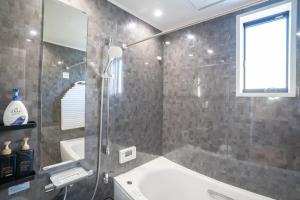Ένα μπάνιο στο Shirara Terrace A +46 φωτογραφίες