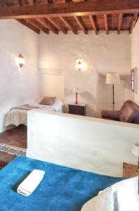 Łóżko lub łóżka w pokoju w obiekcie Luxury Villa in Málaga - Private Pool