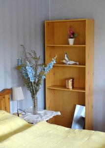 Ảnh trong thư viện ảnh của Humlehjarta family room, 3 separate beds ở Överkalix