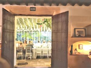 Restauracja lub miejsce do jedzenia w obiekcie Luxury Villa in Málaga - Private Pool
